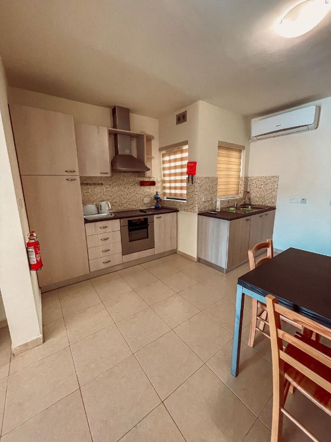 Stresa Court Apartments Saint Julian's Luaran gambar