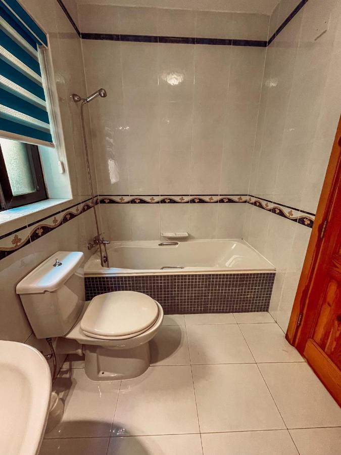 Stresa Court Apartments Saint Julian's Luaran gambar